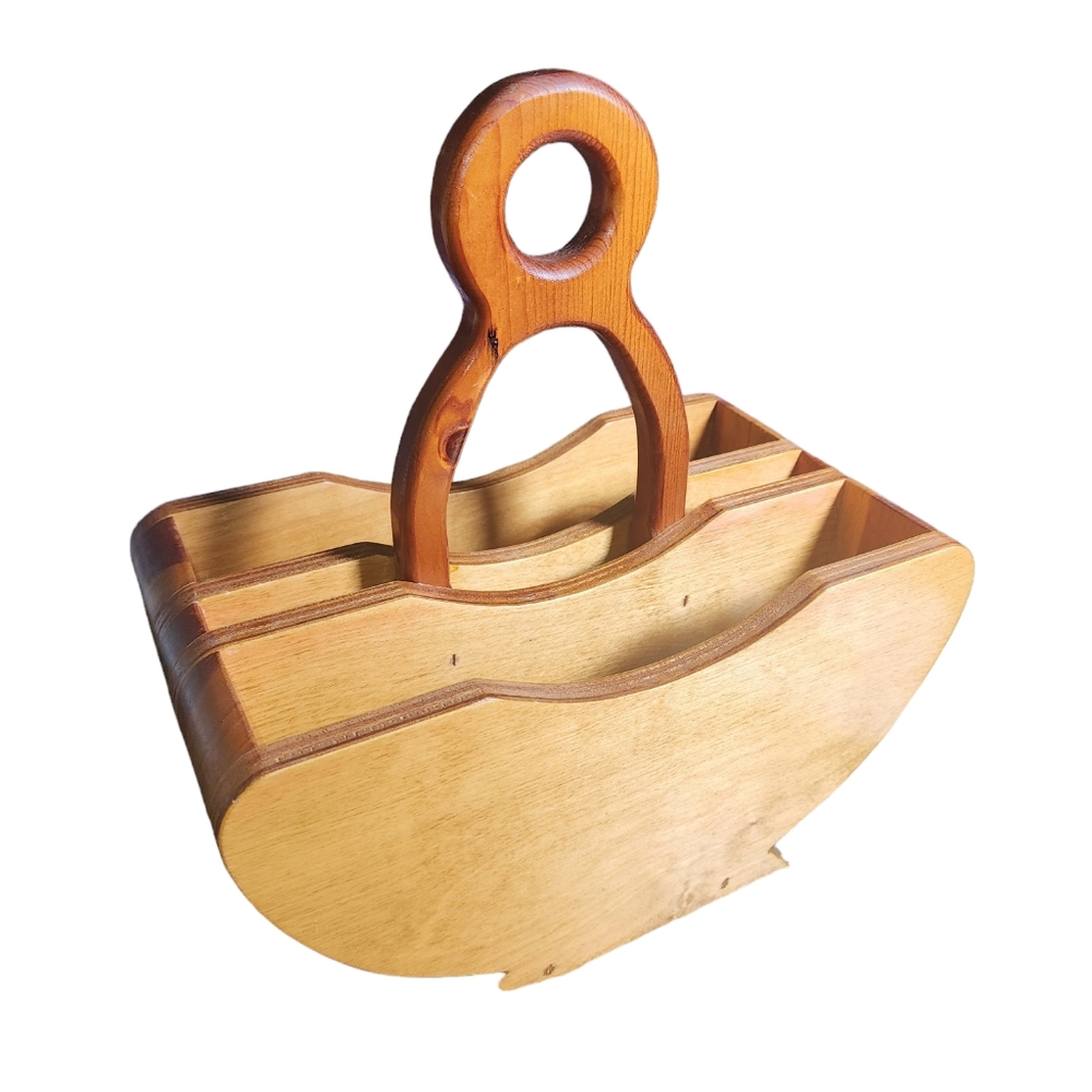 Vintage Hand Made October 2004 Artist Signed Wooden Magazine Rack 12"X12"X6.5"‎